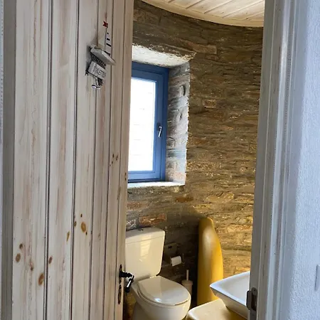 Bioclimatic Stone Built * Kastrianí