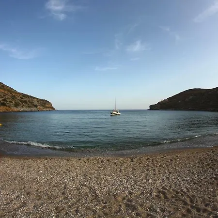 Bioclimatic Stone Built * Kastrianí