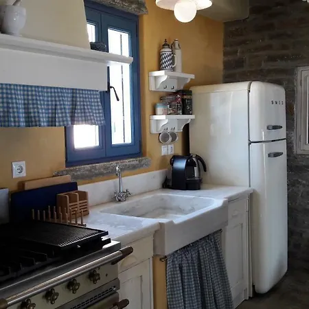 Bioclimatic Stone Built *