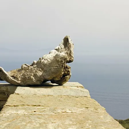 Bioclimatic Stone Built * Kastrianí