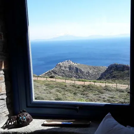 Bioclimatic Stone Built * Kastrianí