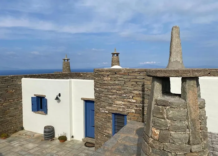 Bioclimatic Stone Built