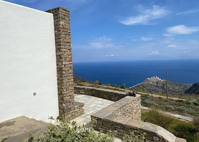 Bioclimatic Stone Built *