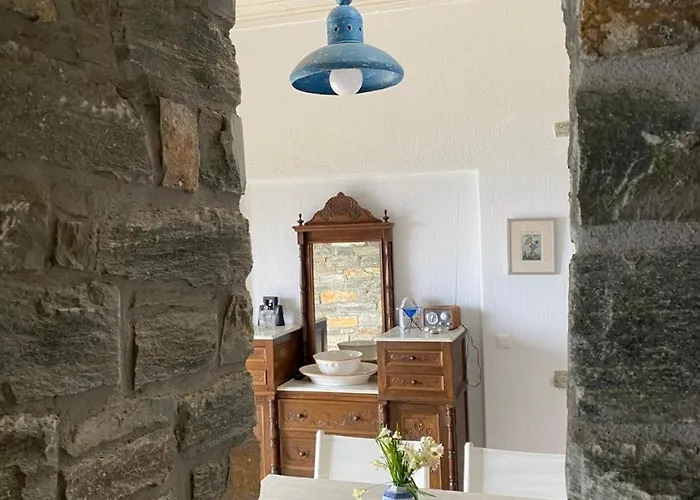 Villa Bioclimatic Stone Built Kasztrianí