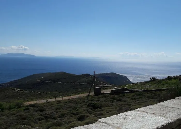 Villa Bioclimatic Stone Built Kasztrianí