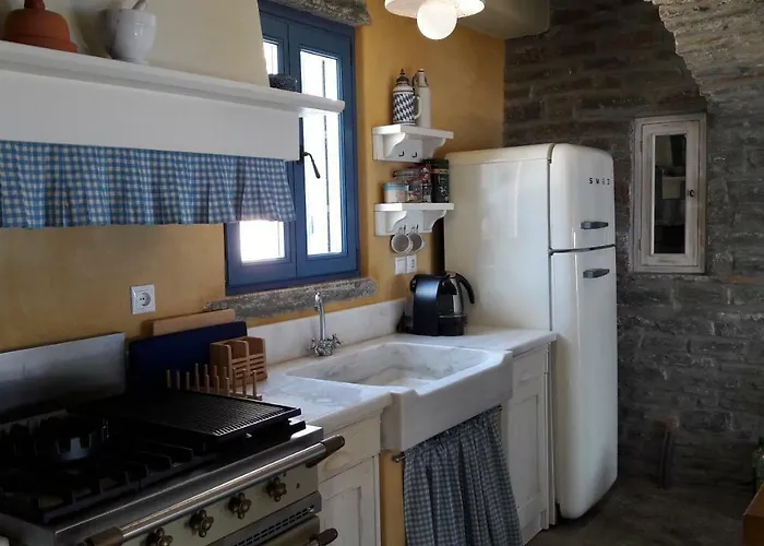 Bioclimatic Stone Built *