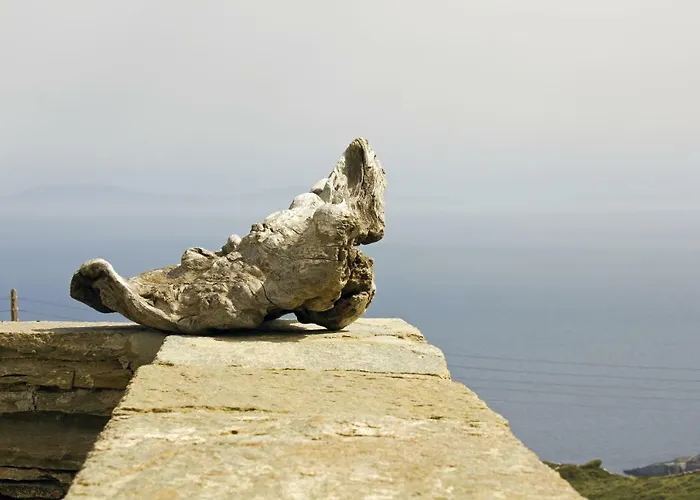 Bioclimatic Stone Built * Kasztrianí