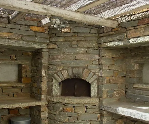 Bioclimatic Stone Built *