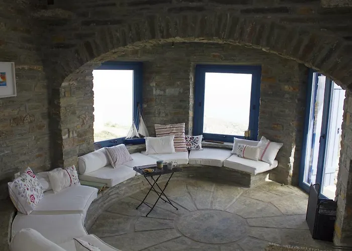 Villa Bioclimatic Stone Built Kasztrianí