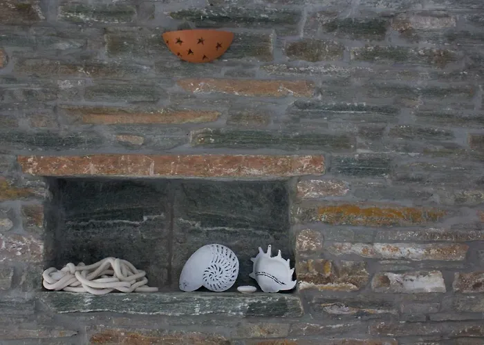 Bioclimatic Stone Built Villa Kasztrianí