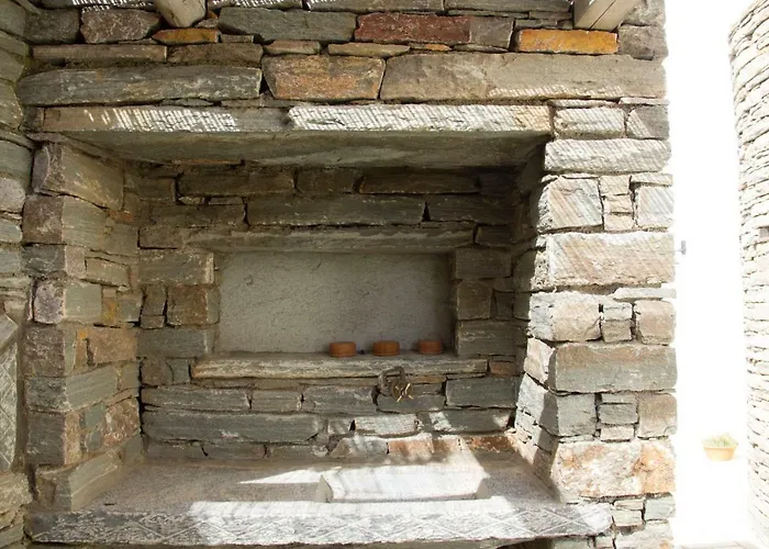 Villa Bioclimatic Stone Built *