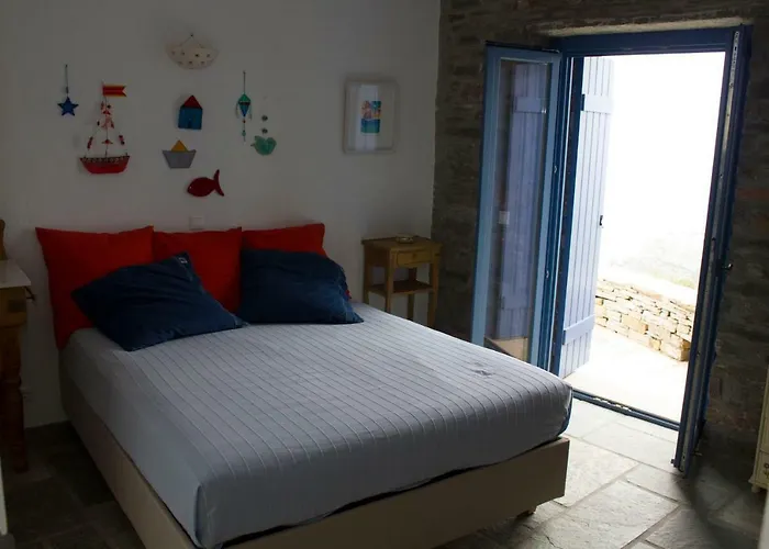 Bioclimatic Stone Built *