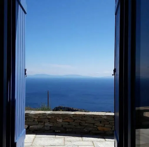 Villa Bioclimatic Stone Built Kasztrianí